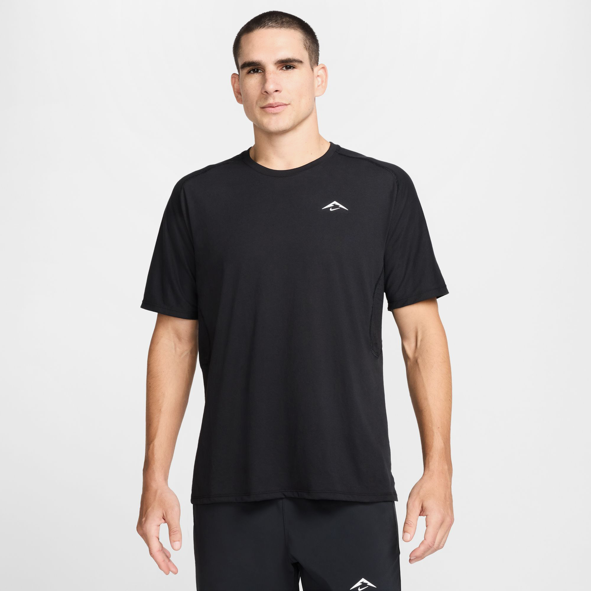 Nike Solar Chase Erkek Siyah Koşu T-Shirt