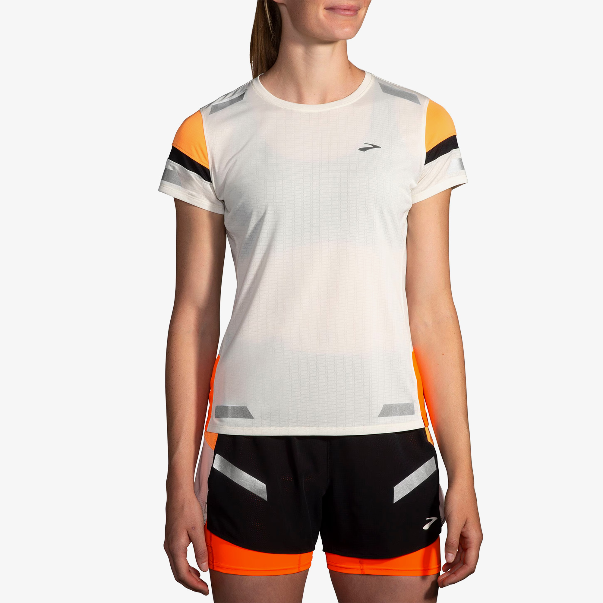 Brooks Run Visible Sleeve 2.0 Kadın Beyaz T-Shirt