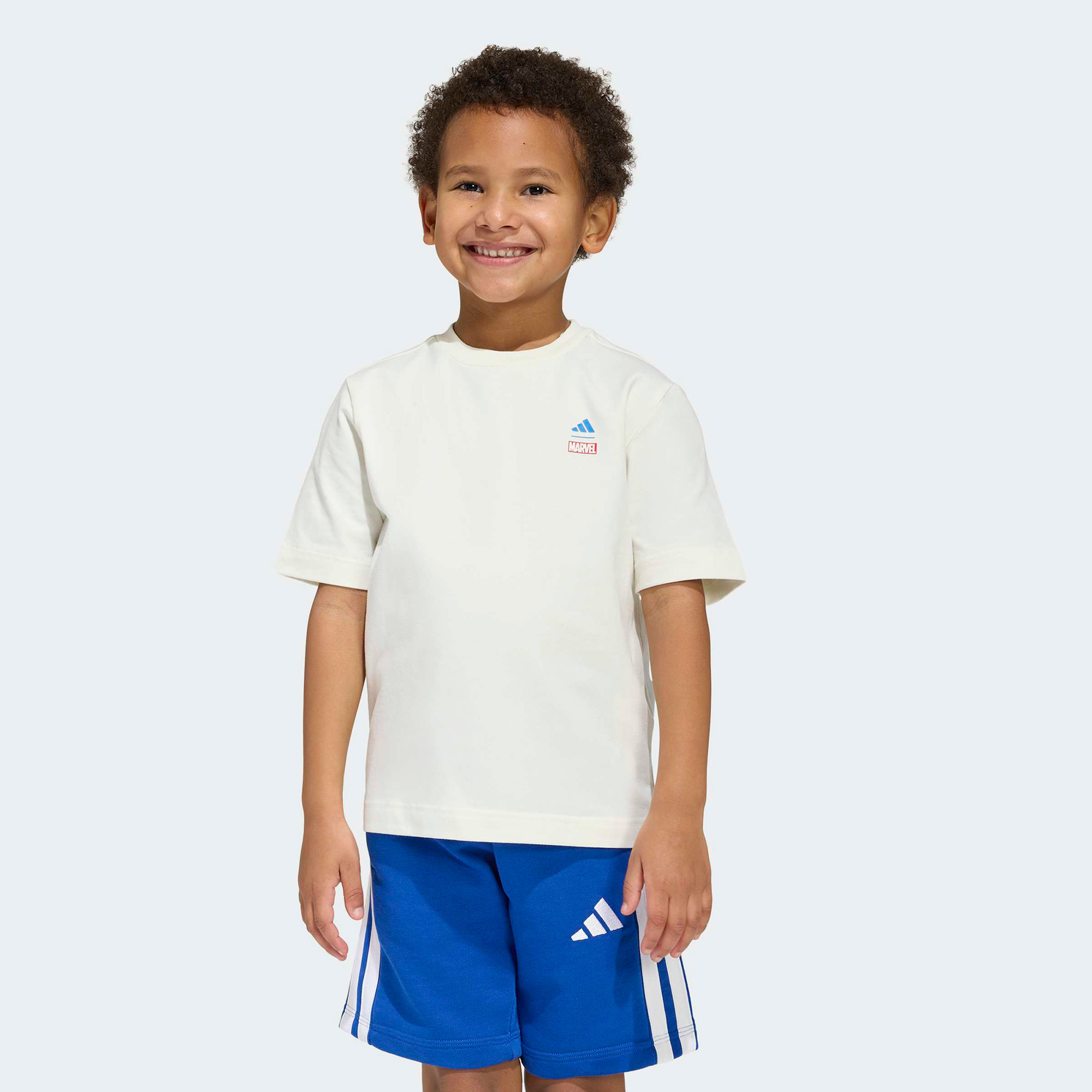 adidas Marvel Çocuk Beyaz T-Shirt