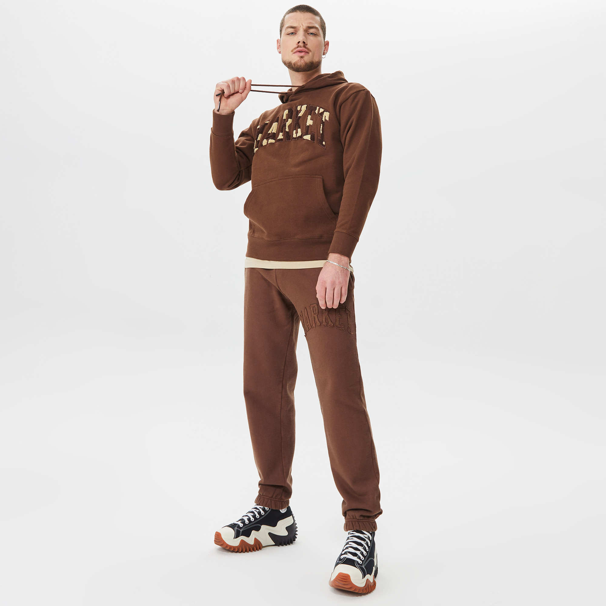 Market Chess Club Applique Fleece Erkek Kahverengi Hoodie